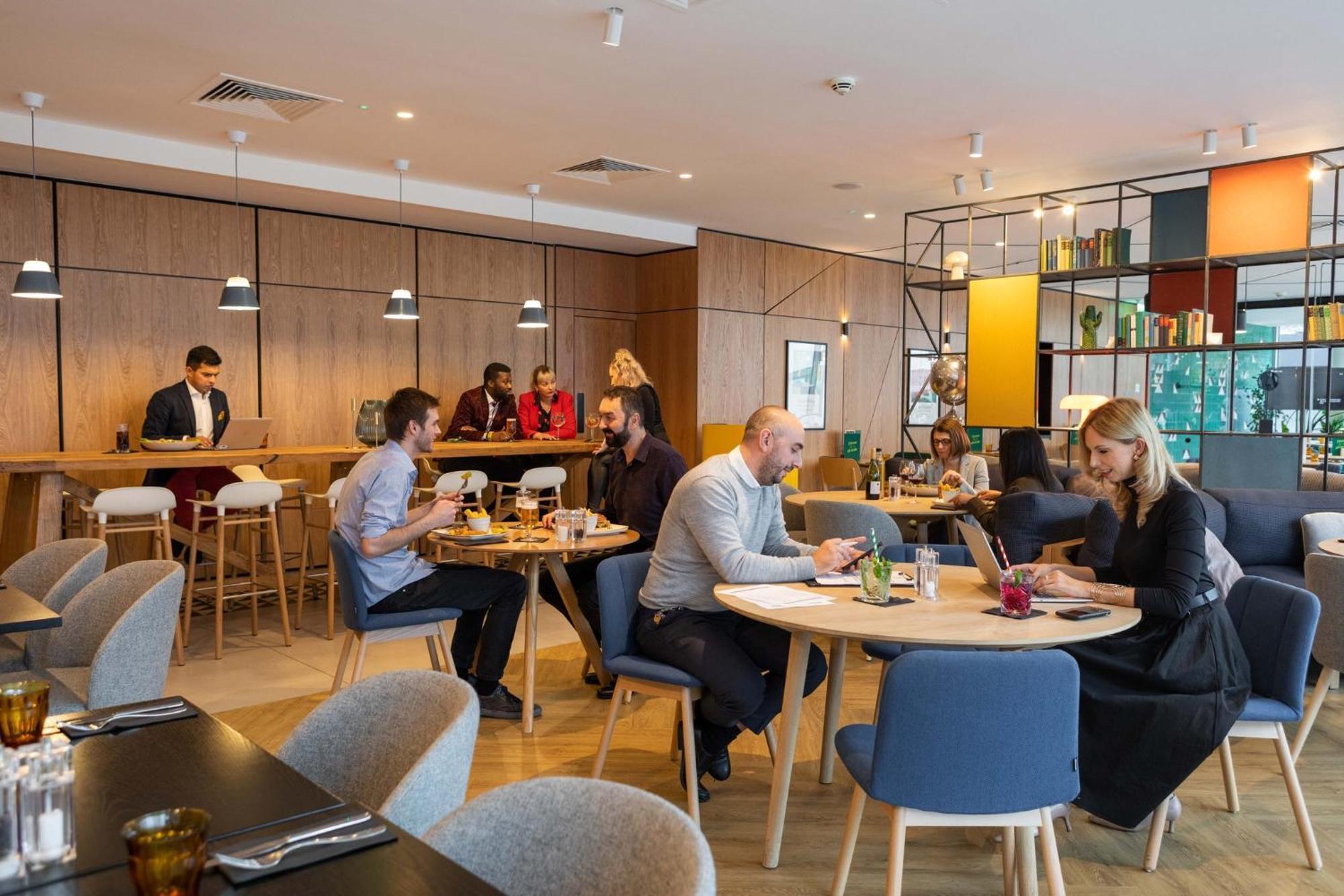 Holiday Inn London - Whitechapel By Ihg Ngoại thất bức ảnh